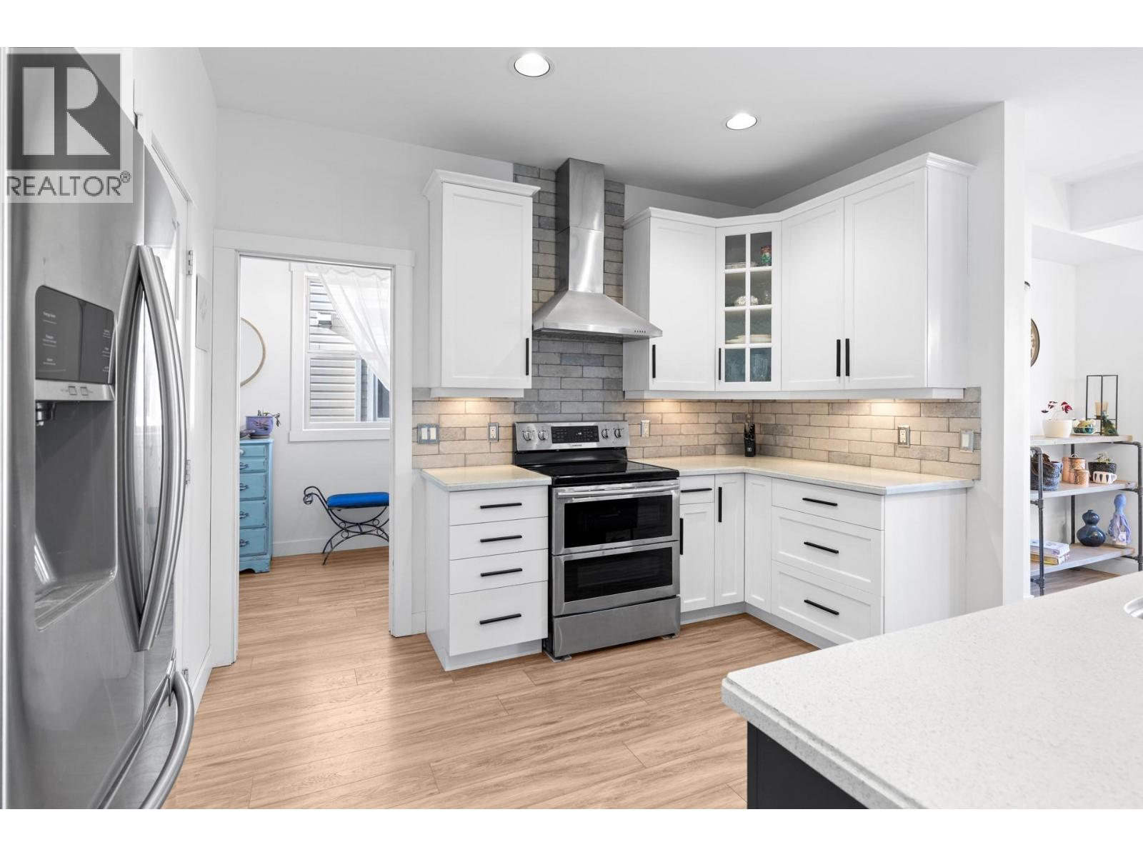  898 Paret Crescent, Kelowna