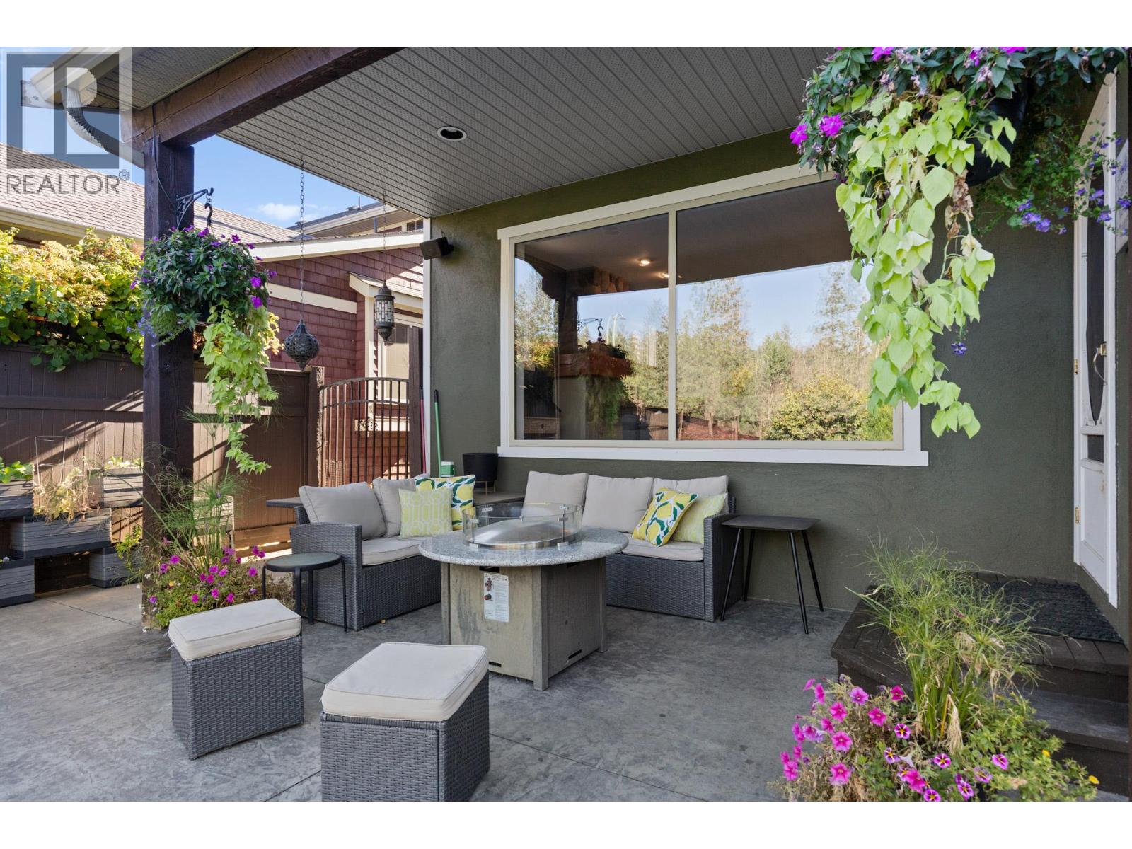  898 Paret Crescent, Kelowna