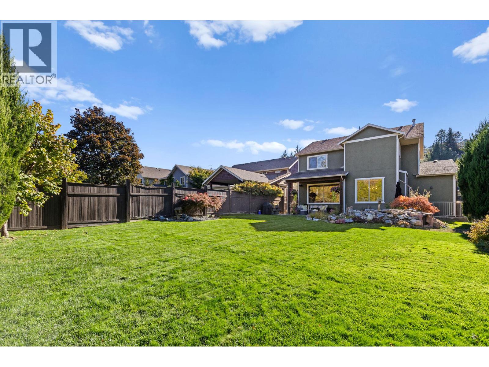  898 Paret Crescent, Kelowna