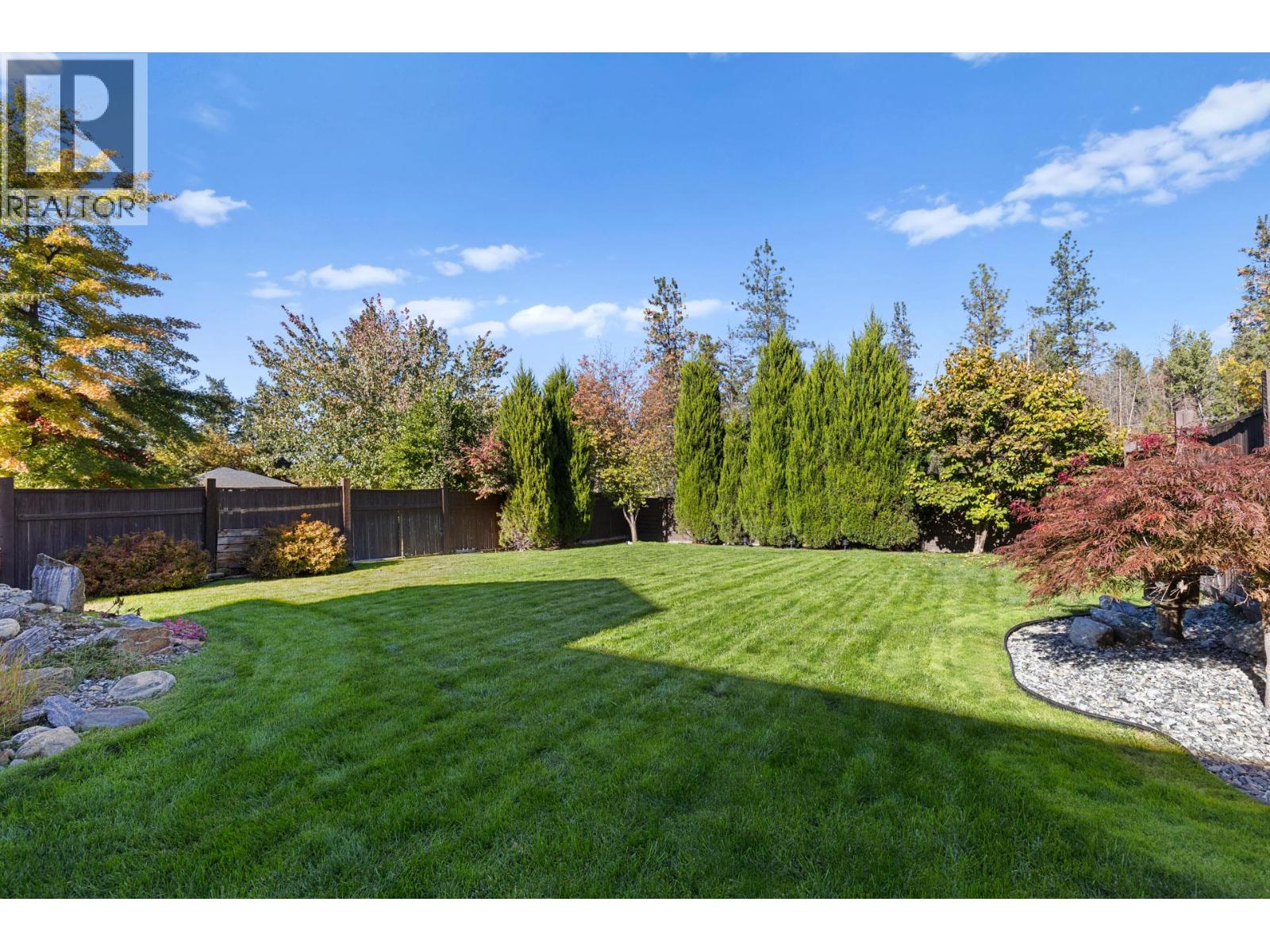  898 Paret Crescent, Kelowna
