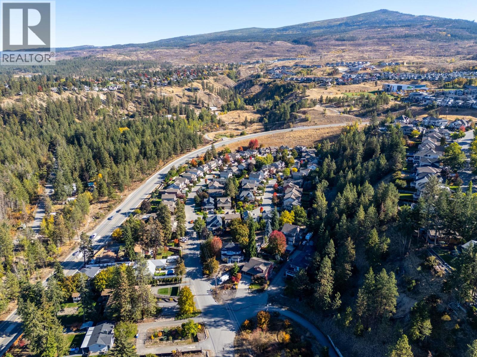  898 Paret Crescent, Kelowna