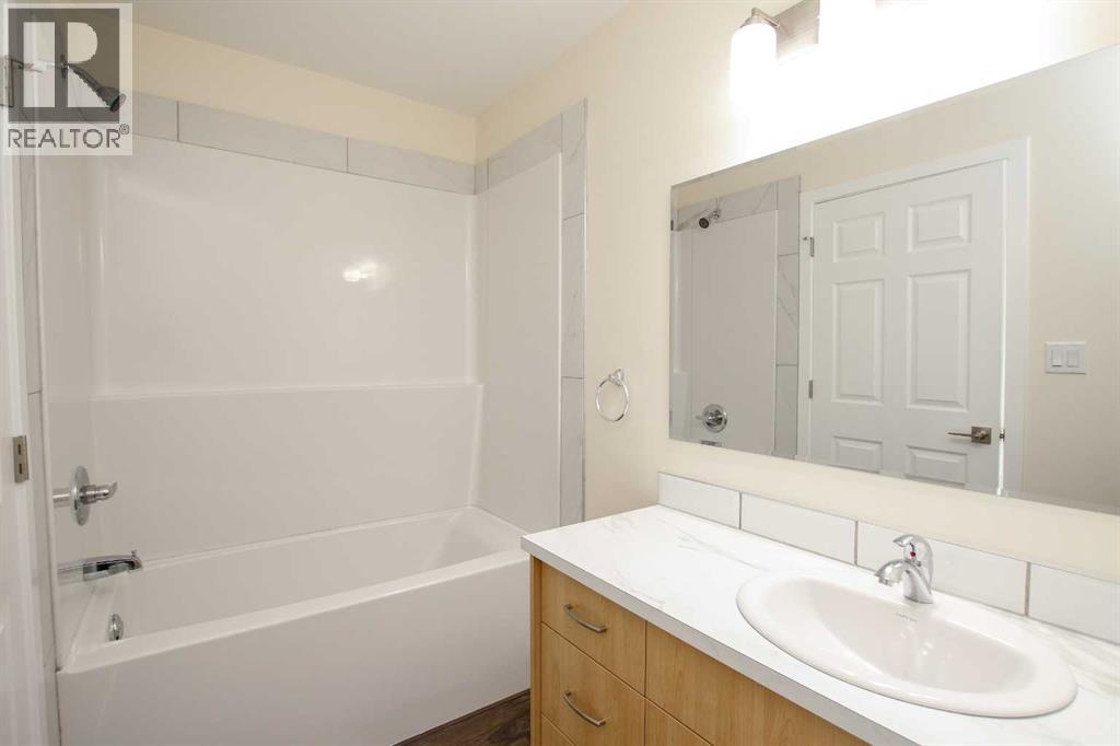 27 Gregson Crescent, Red Deer
