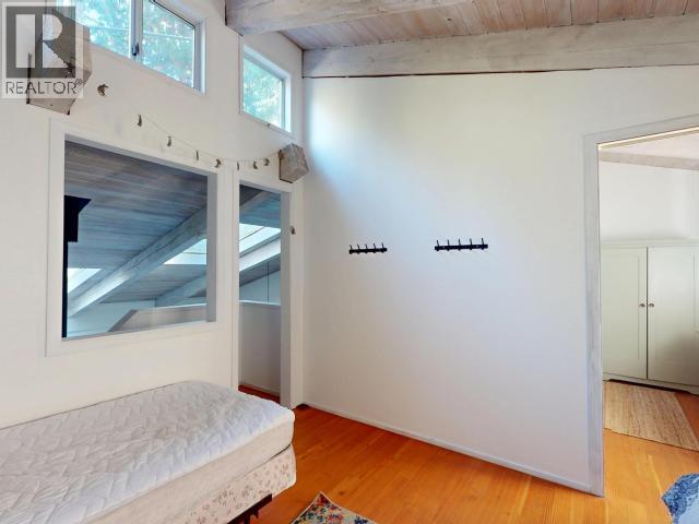 2742 VANCOUVER BLVD, Savary Island