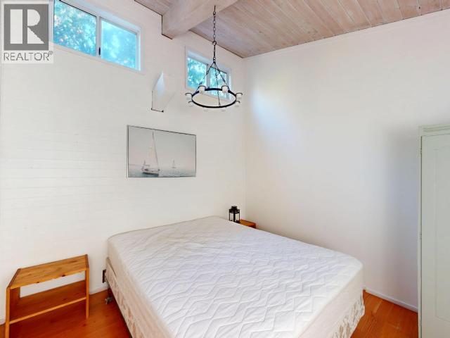 2742 VANCOUVER BLVD, Savary Island