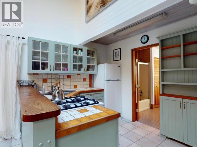 2742 VANCOUVER BLVD, Savary Island