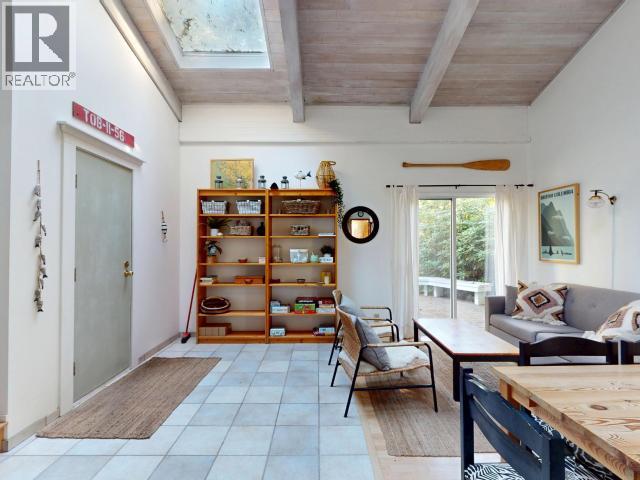 2742 VANCOUVER BLVD, Savary Island