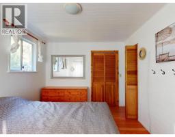 2742 Vancouver Blvd, Savary Island, BC V0N2G0 Photo 12