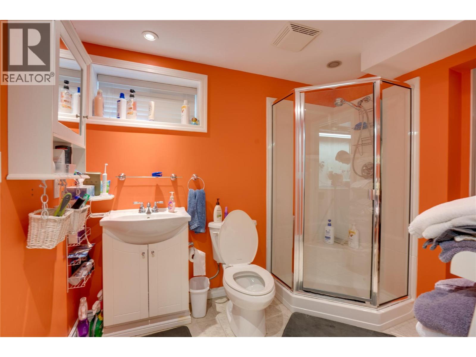 A&B 3411 18 Avenue, Vernon