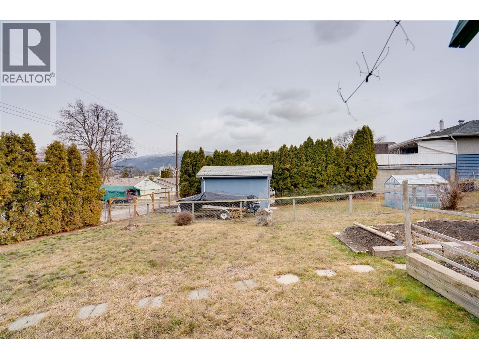 #A&B 3411 18 Avenue - 69
