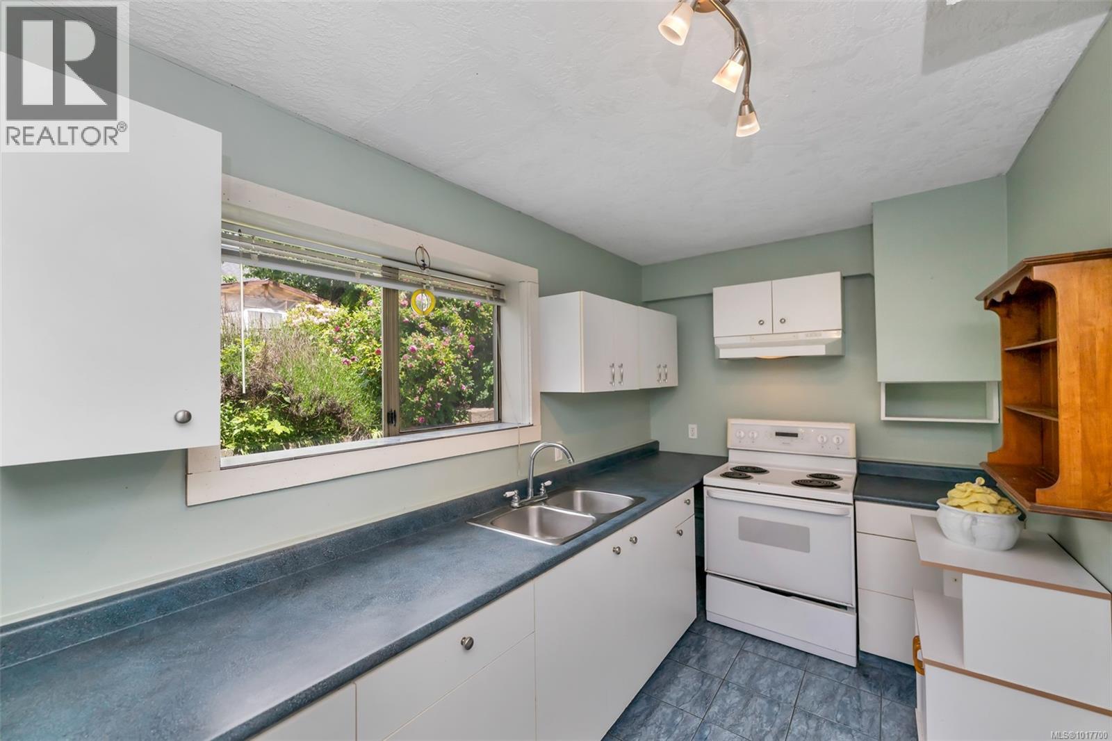  6756 Horne Road, Sooke