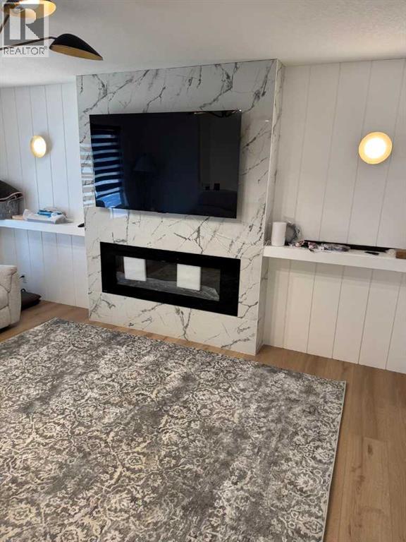 Single Family House for Sale in  Templeview Drive NE Temple Calgary 