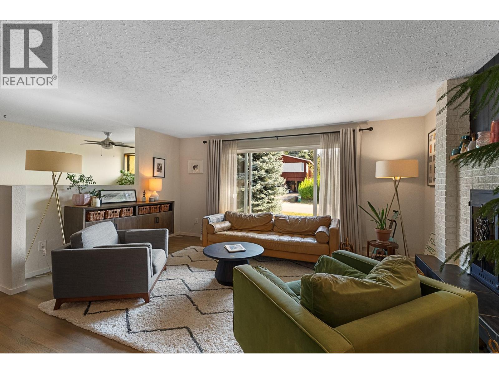  181 17 Street Northeast, Salmon Arm