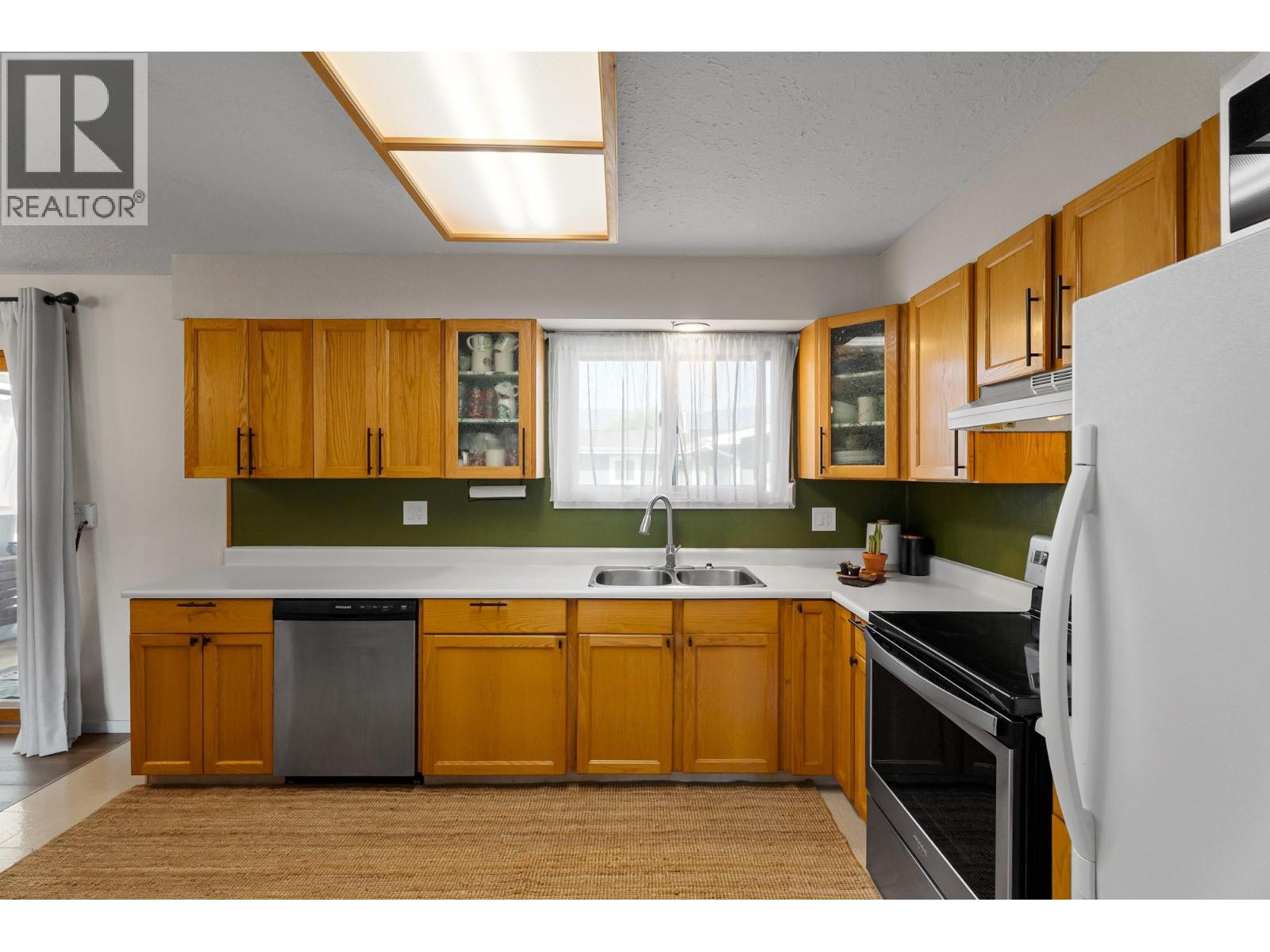  181 17 Street Northeast, Salmon Arm