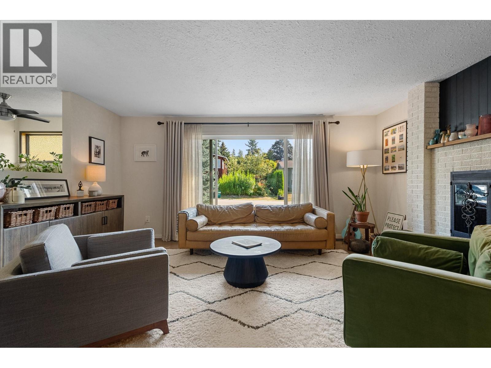  181 17 Street Northeast, Salmon Arm