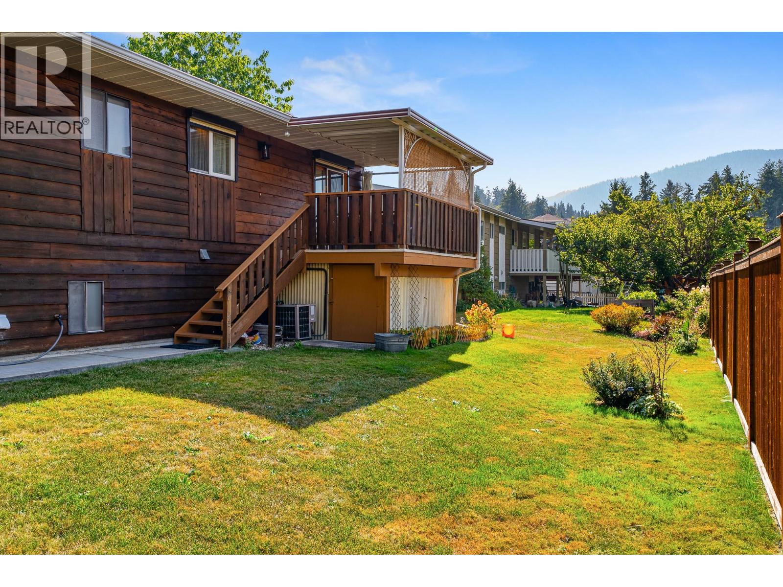  181 17 Street Northeast, Salmon Arm