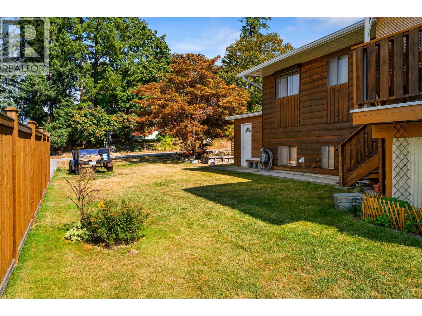  181 17 Street Northeast, Salmon Arm