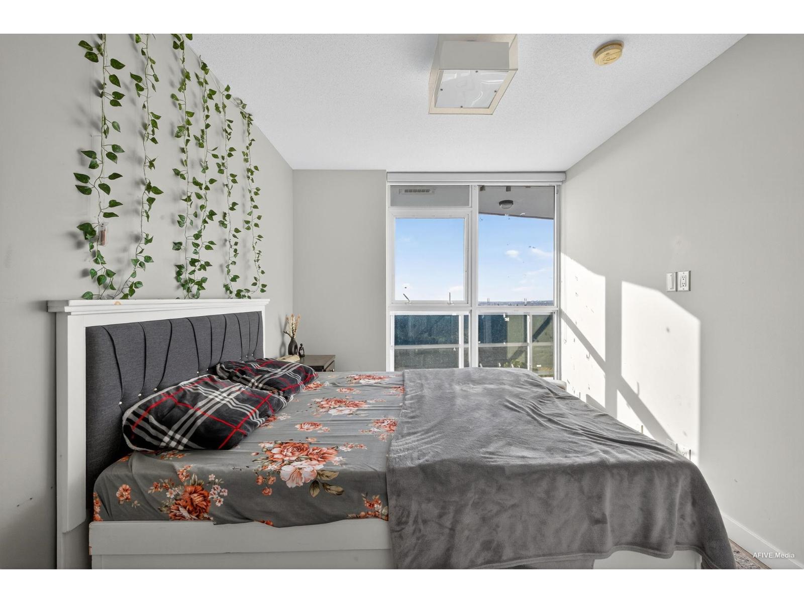 #1801-11967 80 Avenue, Delta