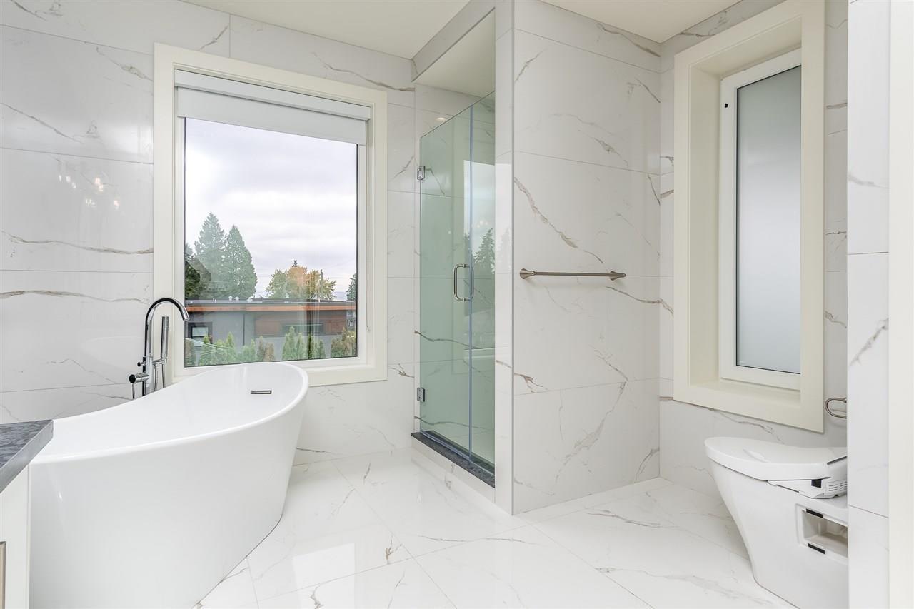 13600 BLACKBURN AVENUE, White Rock