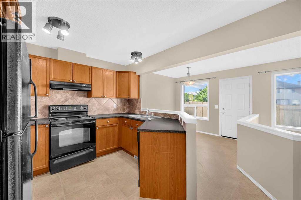 Single Family House for Sale in  Saddlebrook Common NE Saddle Ridge Calgary 