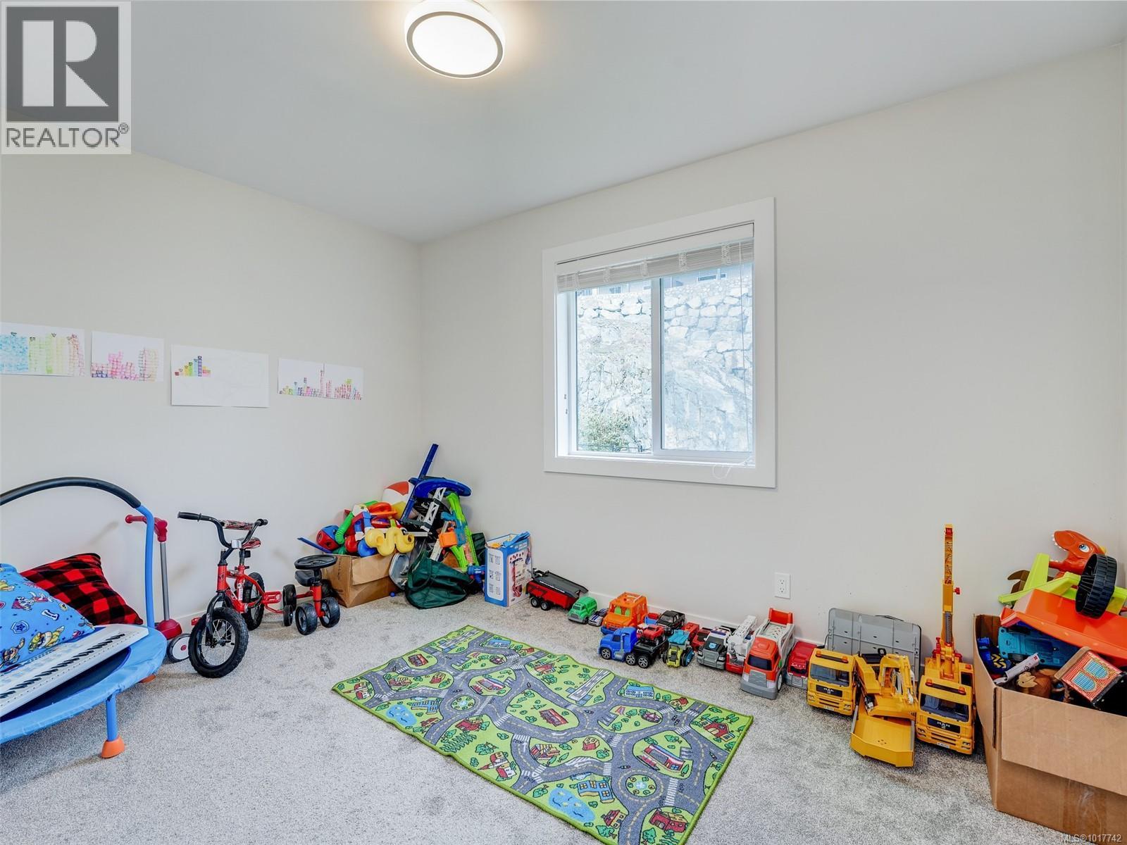 7024 Brailsford Pl, Sooke