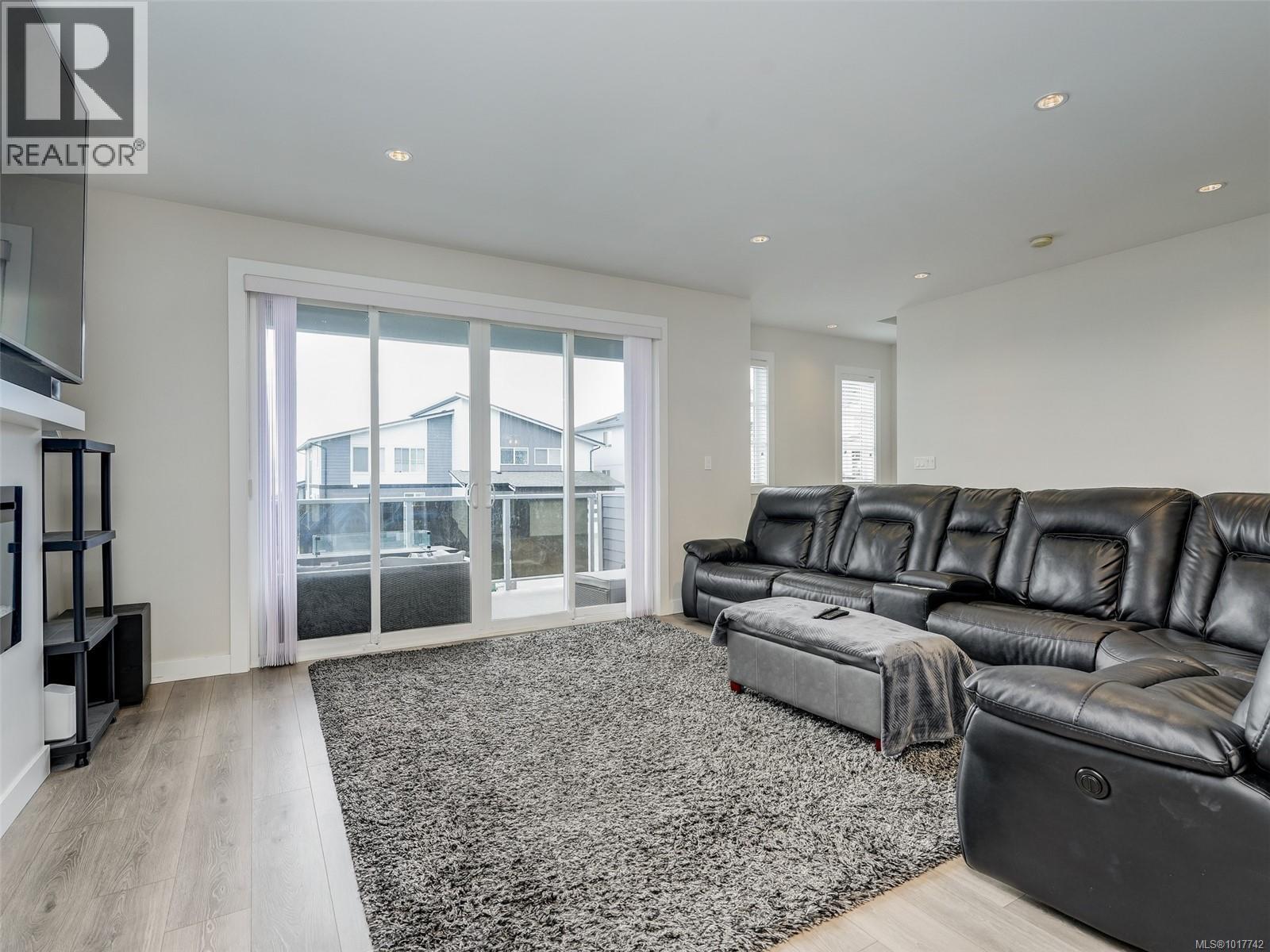 7024 Brailsford Pl, Sooke