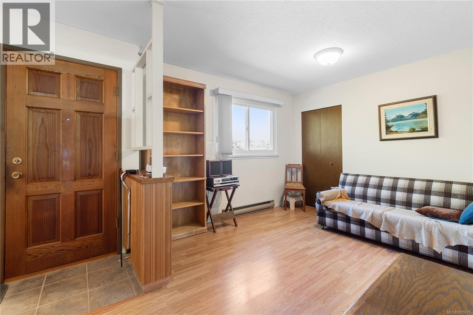 1402 Sunrise Dr, Parksville