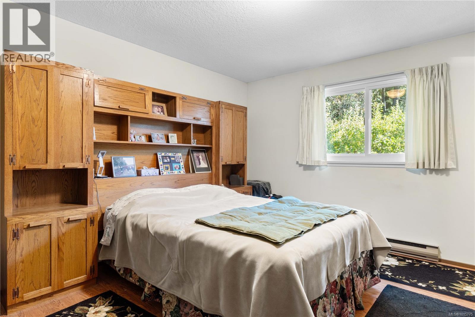 1402 Sunrise Dr, Parksville