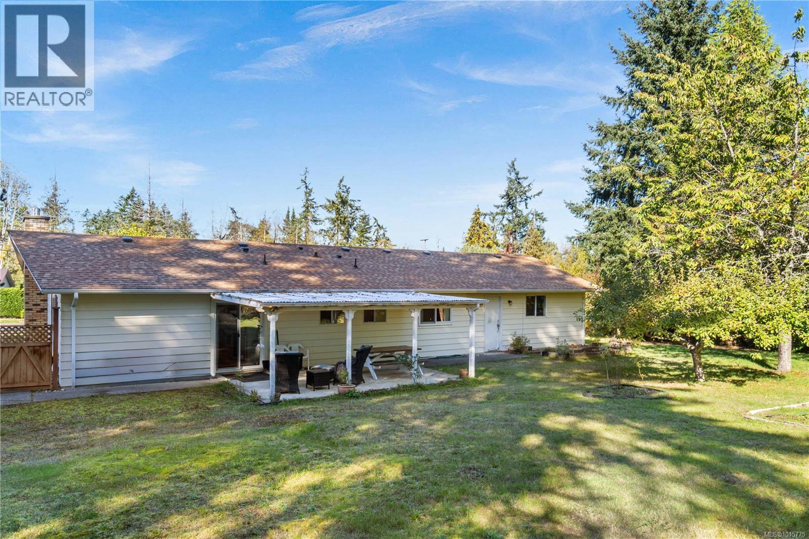 1402 Sunrise Dr, Parksville