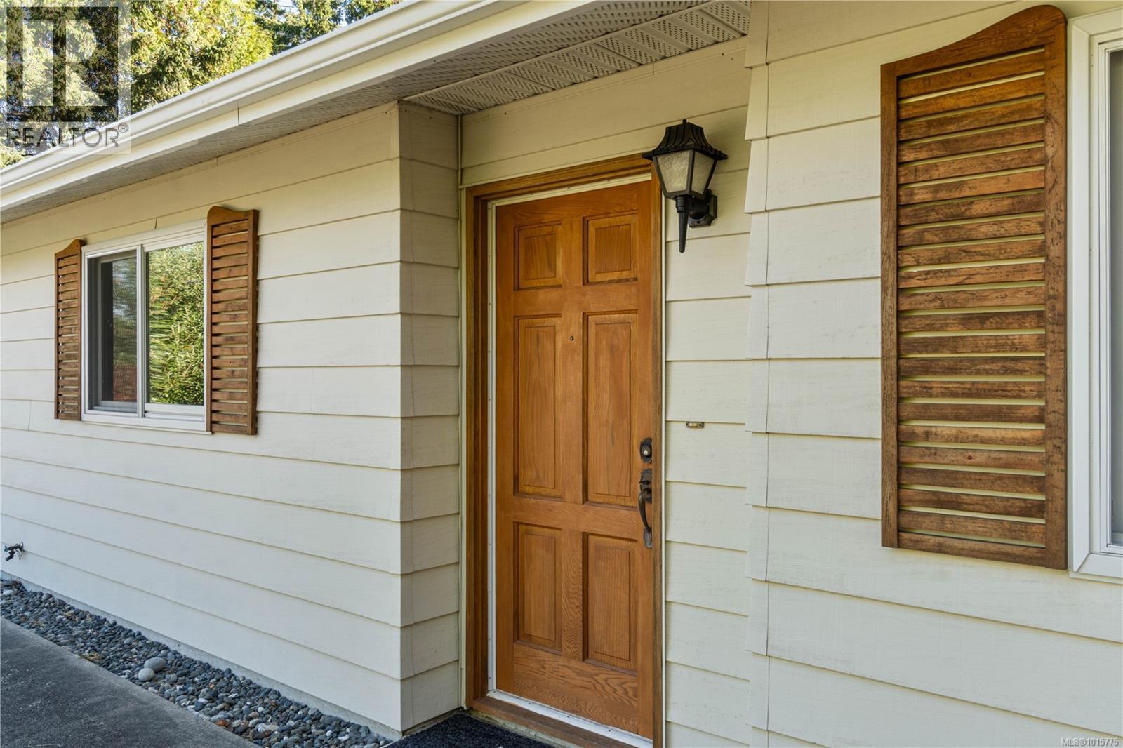 1402 Sunrise Dr, Parksville
