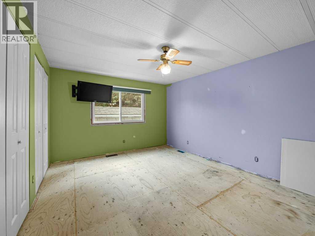 Single Family House for Sale in  Burroughs Place NE Monterey Park Calgary 