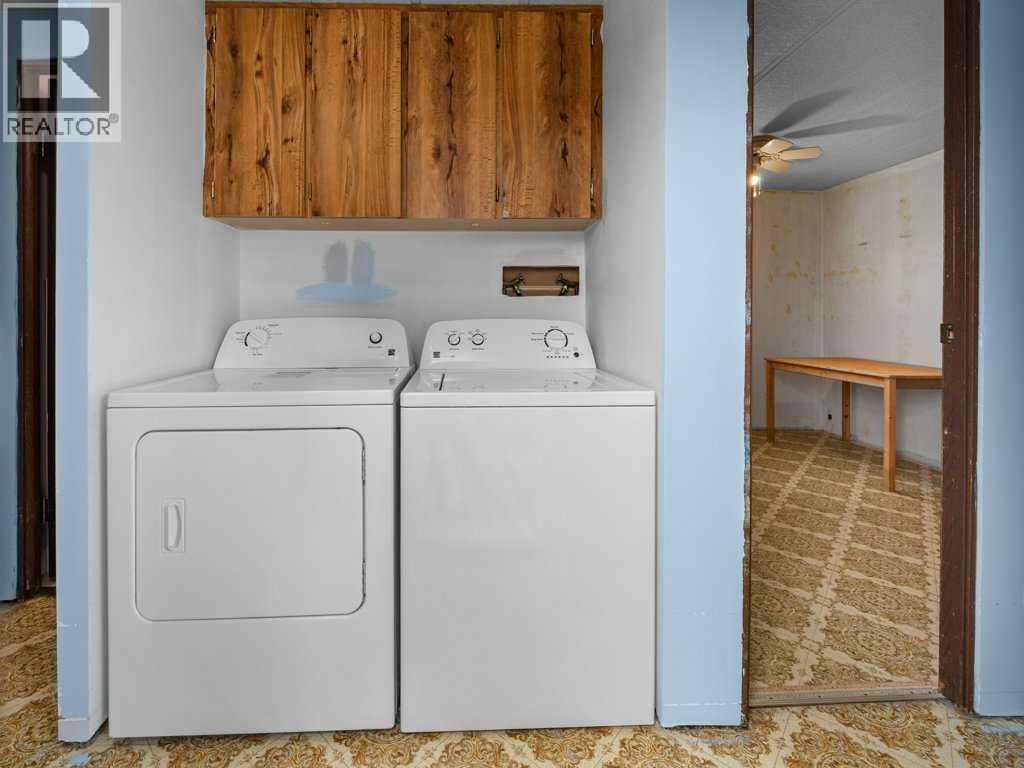 Single Family House for Sale in  Burroughs Place NE Monterey Park Calgary 