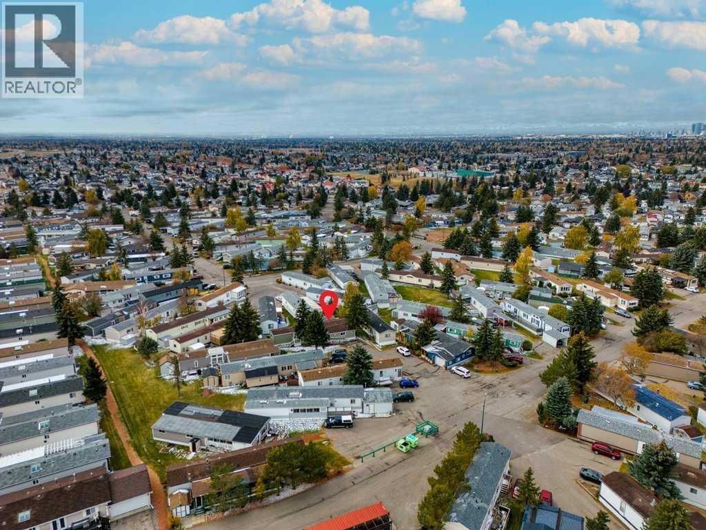 Single Family House for Sale in  Burroughs Place NE Monterey Park Calgary 