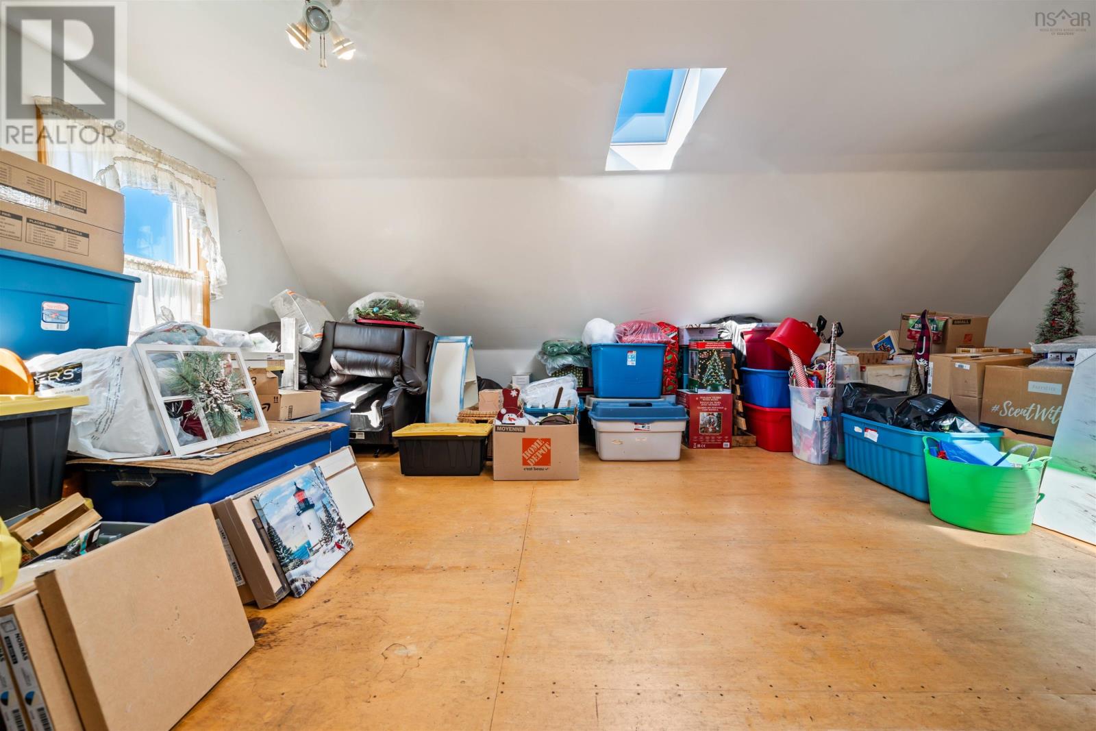 Property 35 of 36 of 167 Prince Albert Street