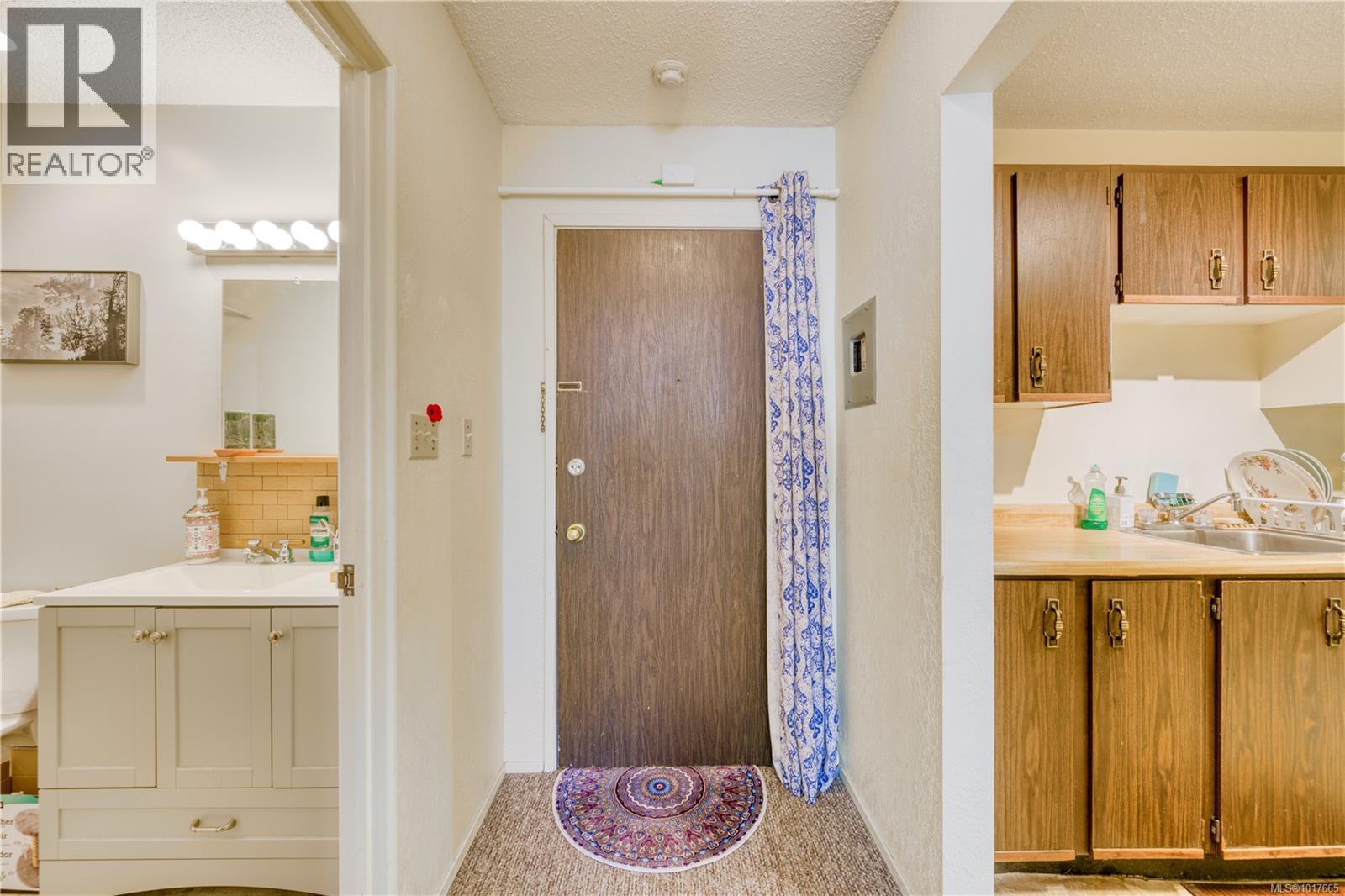 403 7450 Rupert St, Port Hardy