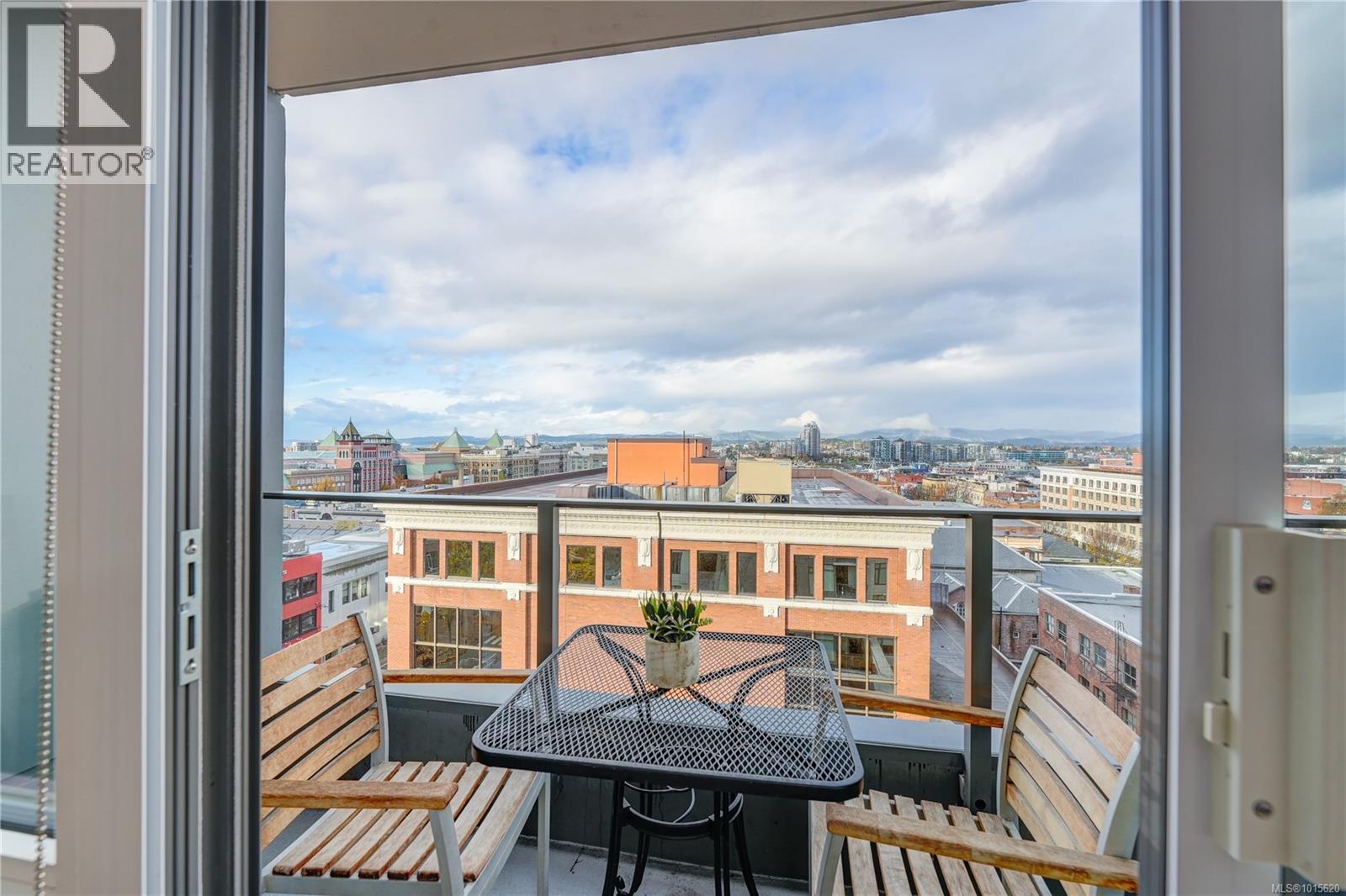 910 728 Yates Street, Victoria