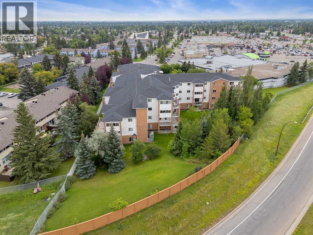 Single Family House for Sale in   Manora Place NE Marlborough Park Calgary 