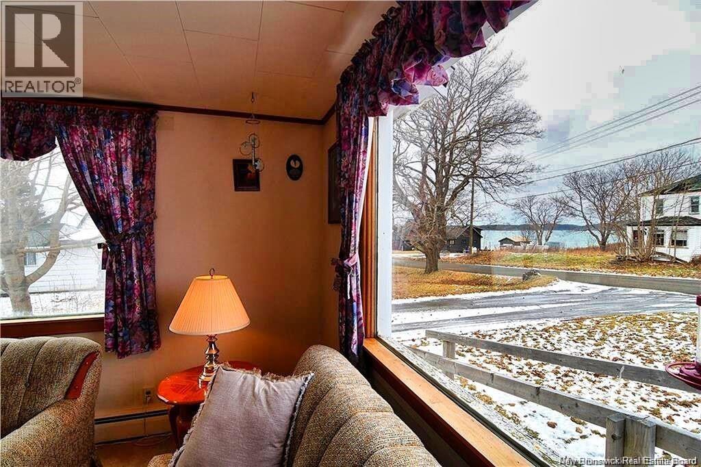 9 Cooks Point Road - Photo 4 of 27, Wilsons Beach, New Brunswick