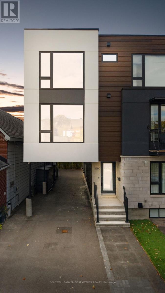 Steps to the heart of little Italy (Preston St!