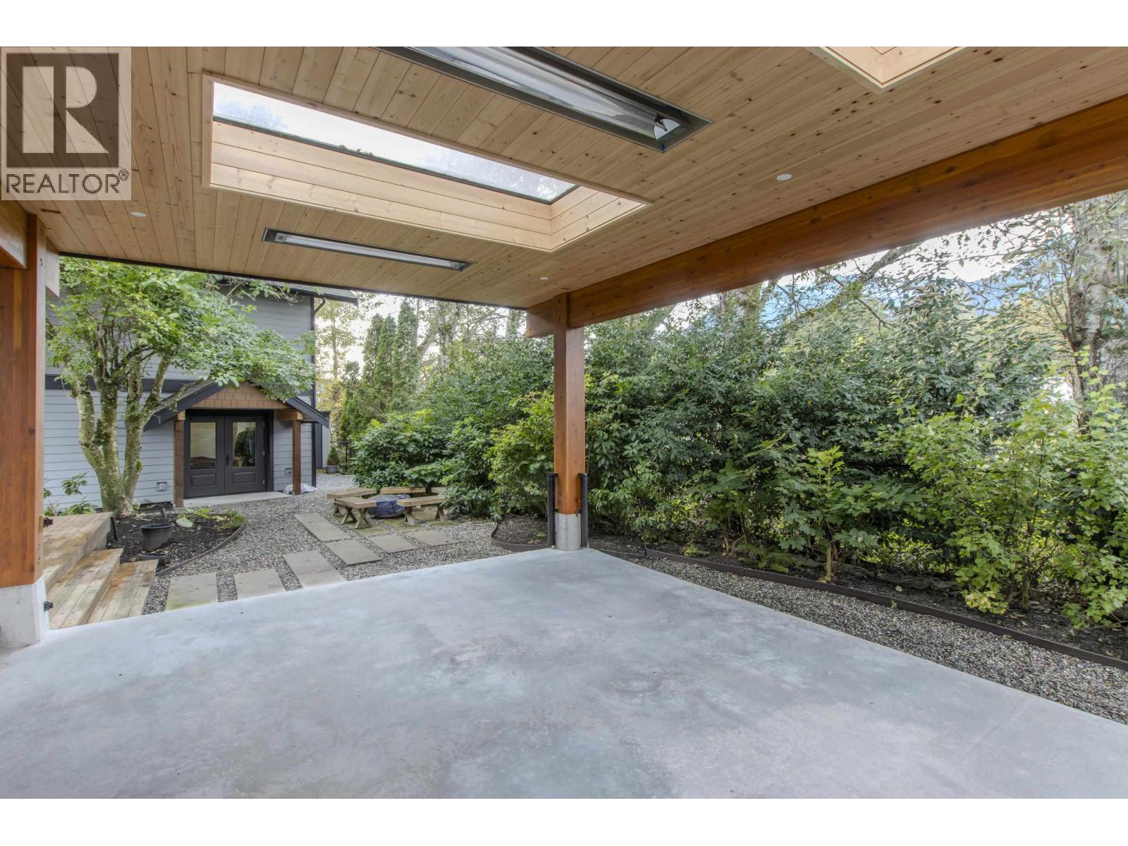 41281 MEADOW AVENUE, Squamish