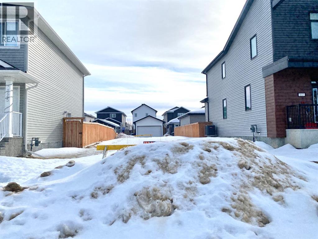 121 Warren Road, Fort McMurray