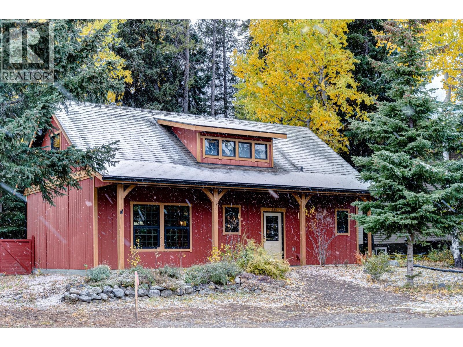 1325 WILDWOOD Drive, Sparwood