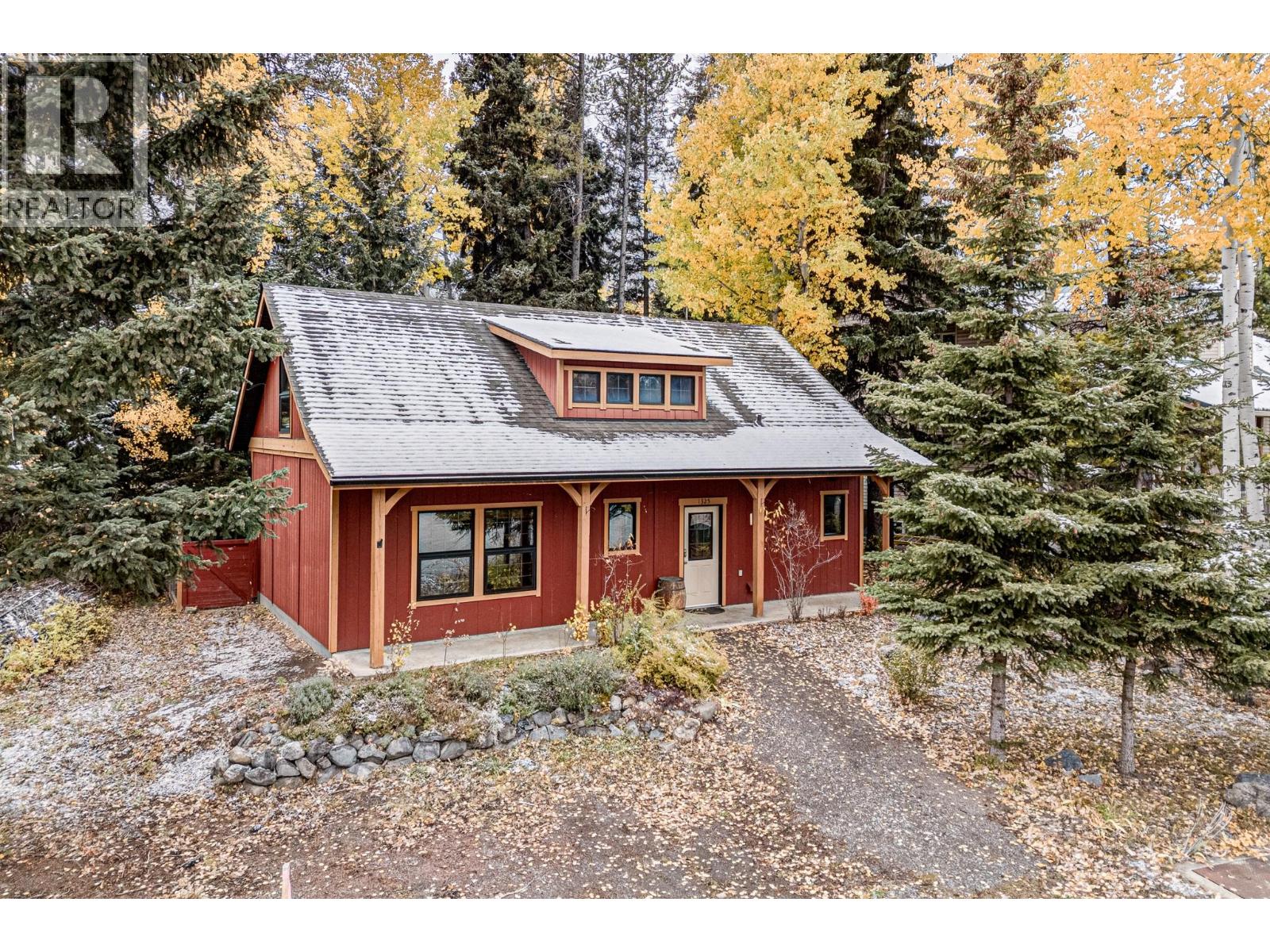 1325 WILDWOOD Drive, Sparwood