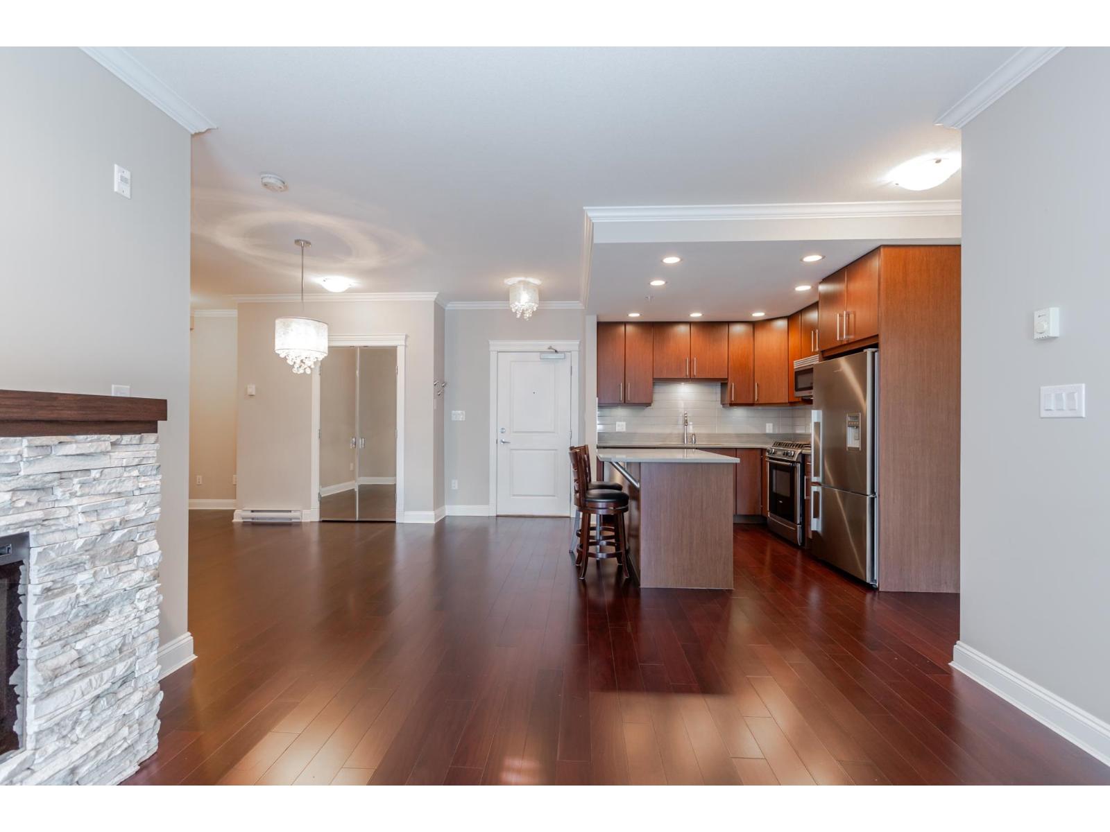 105 15336 17A AVENUE, Surrey