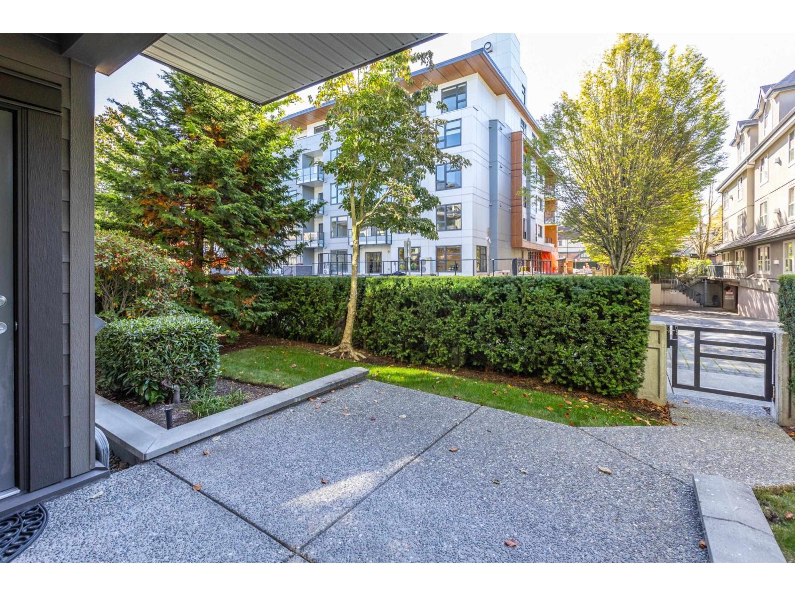 105 15336 17A AVENUE, Surrey