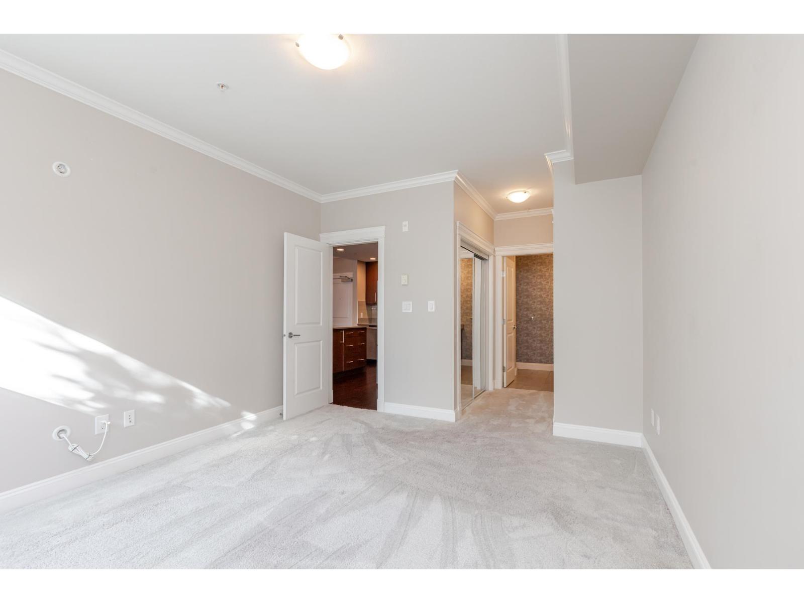 105 15336 17A AVENUE, Surrey