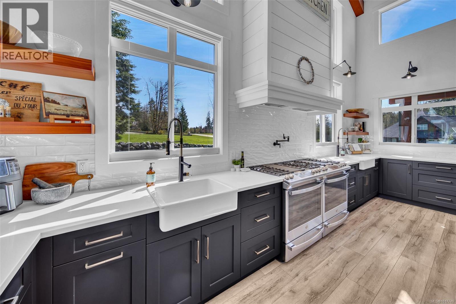 6345 Karen Pl, Port Alberni