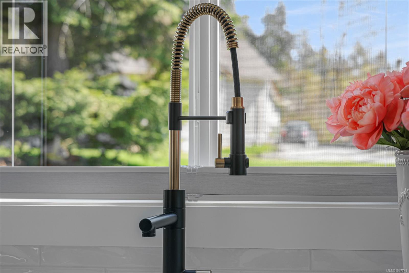 6345 Karen Pl, Port Alberni