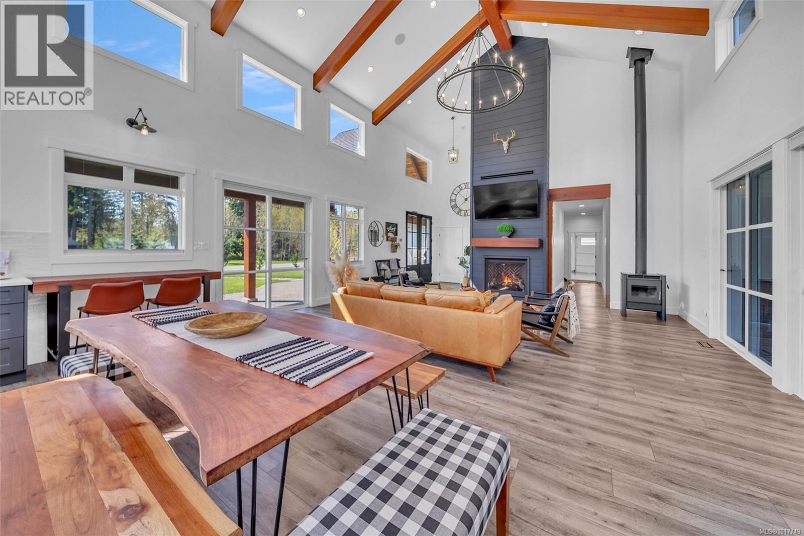 6345 Karen Pl, Port Alberni