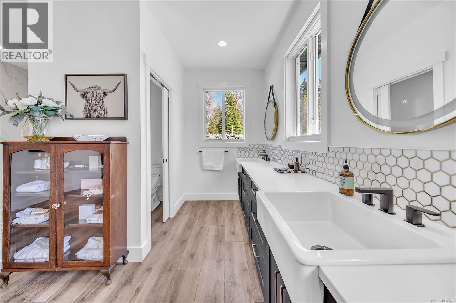 6345 Karen Pl, Port Alberni