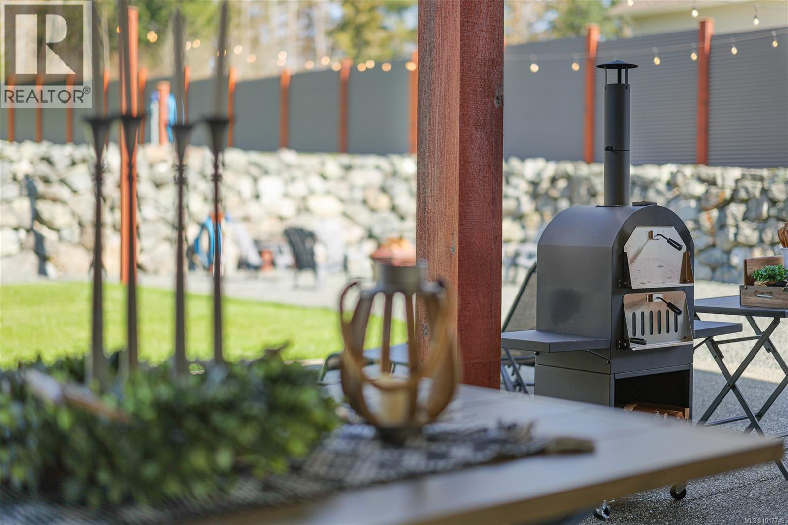 6345 Karen Pl, Port Alberni